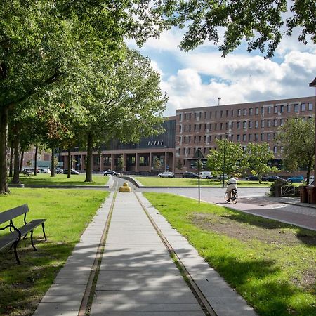 Bed & Breakfast - Gallery 'T Speelhuys Breda Eksteriør billede